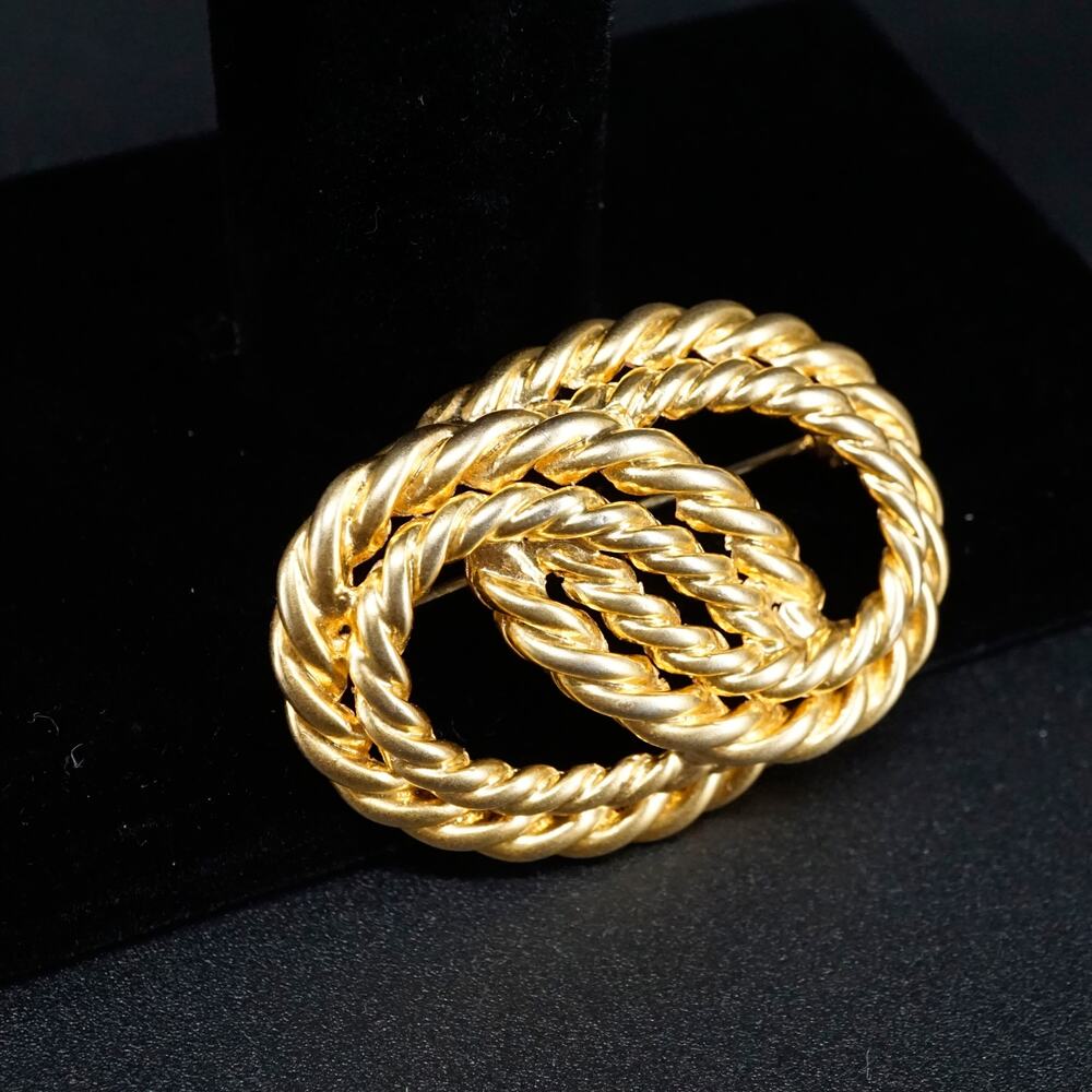 Interlocking Rope Design Gold Tone Oval Brooch Pin Rope Motif Nautical Openwork - Picture 4 of 6
